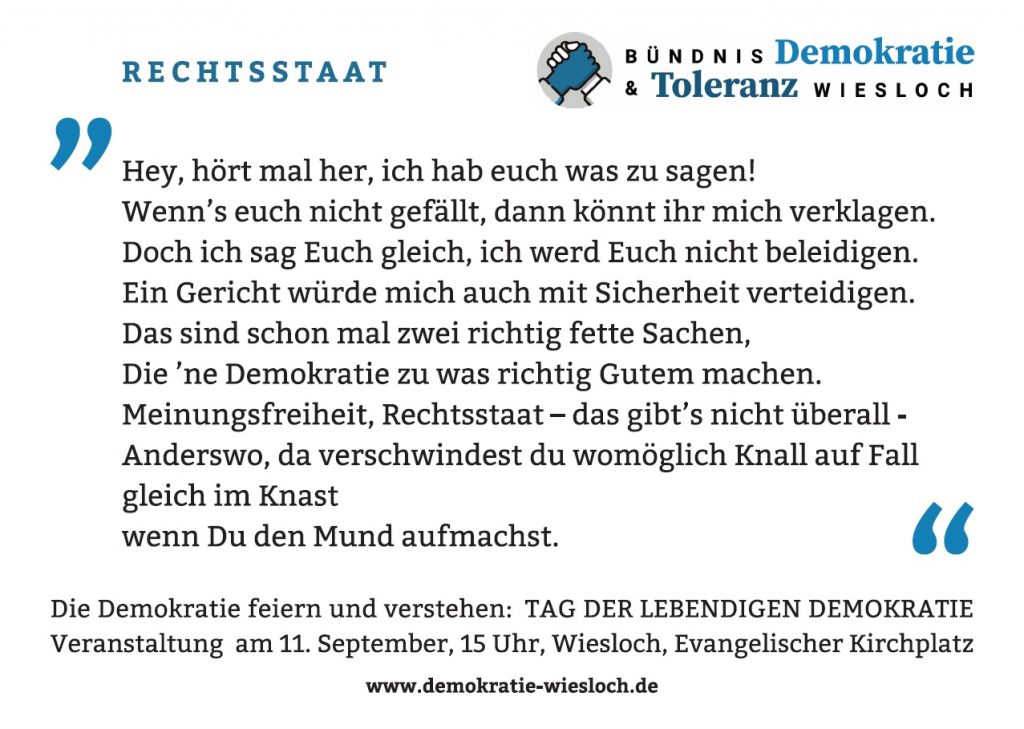 Postkarte mit einem Auszug aus einem Demokratie-Raptext